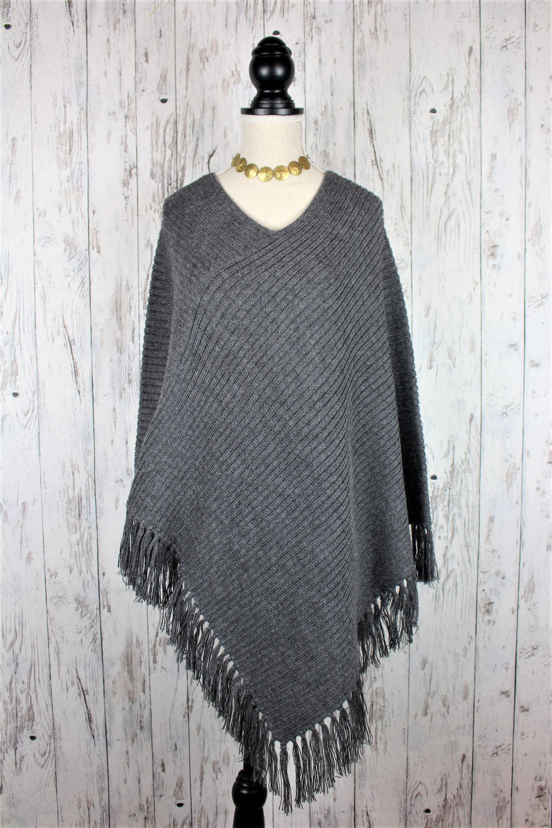 EB06-003_Poncho-mit-Fransen-L_Anthrazit